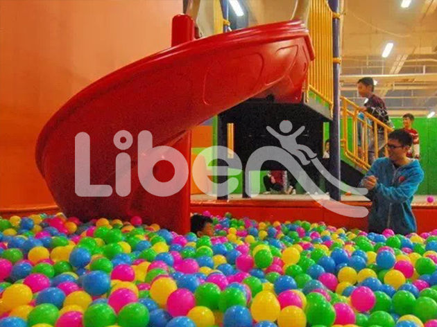 娛樂健身新型蹦床實物照 娛樂健身新型蹦床實物照