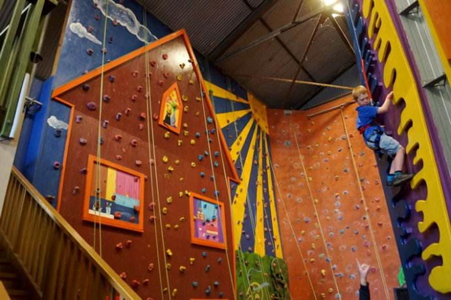 室內攀巖墻要多少錢