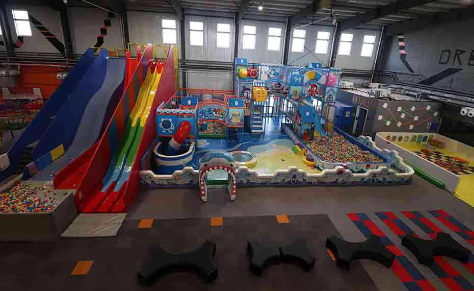 魔鬼滑梯 魔鬼滑梯