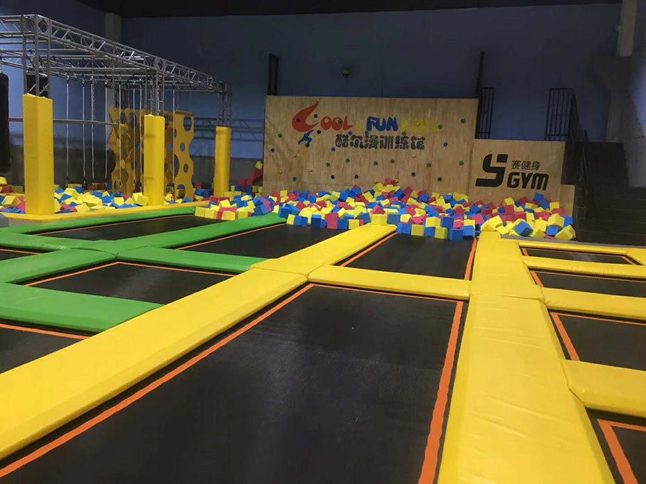 蹦床 室內兒童樂園