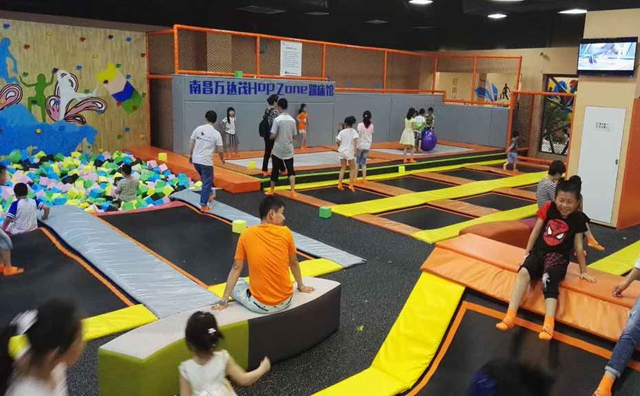 淘氣堡樂(lè)園