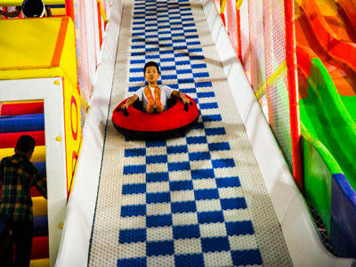 跳床為什么現在這么流行?跳床里面功能項目