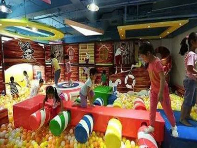 室內兒童樂園怎么經營呢_立本集團