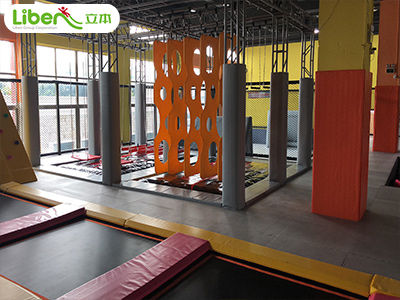 蹦床公園是怎么進行收費的？門票定制規則！