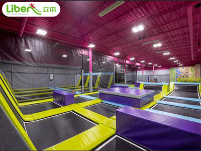 蹦床的安全設施由誰管？